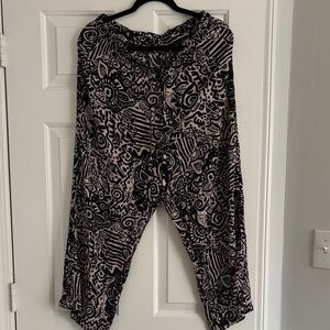 Robert Louis Black and Gray Patterned Wide Leg Pants